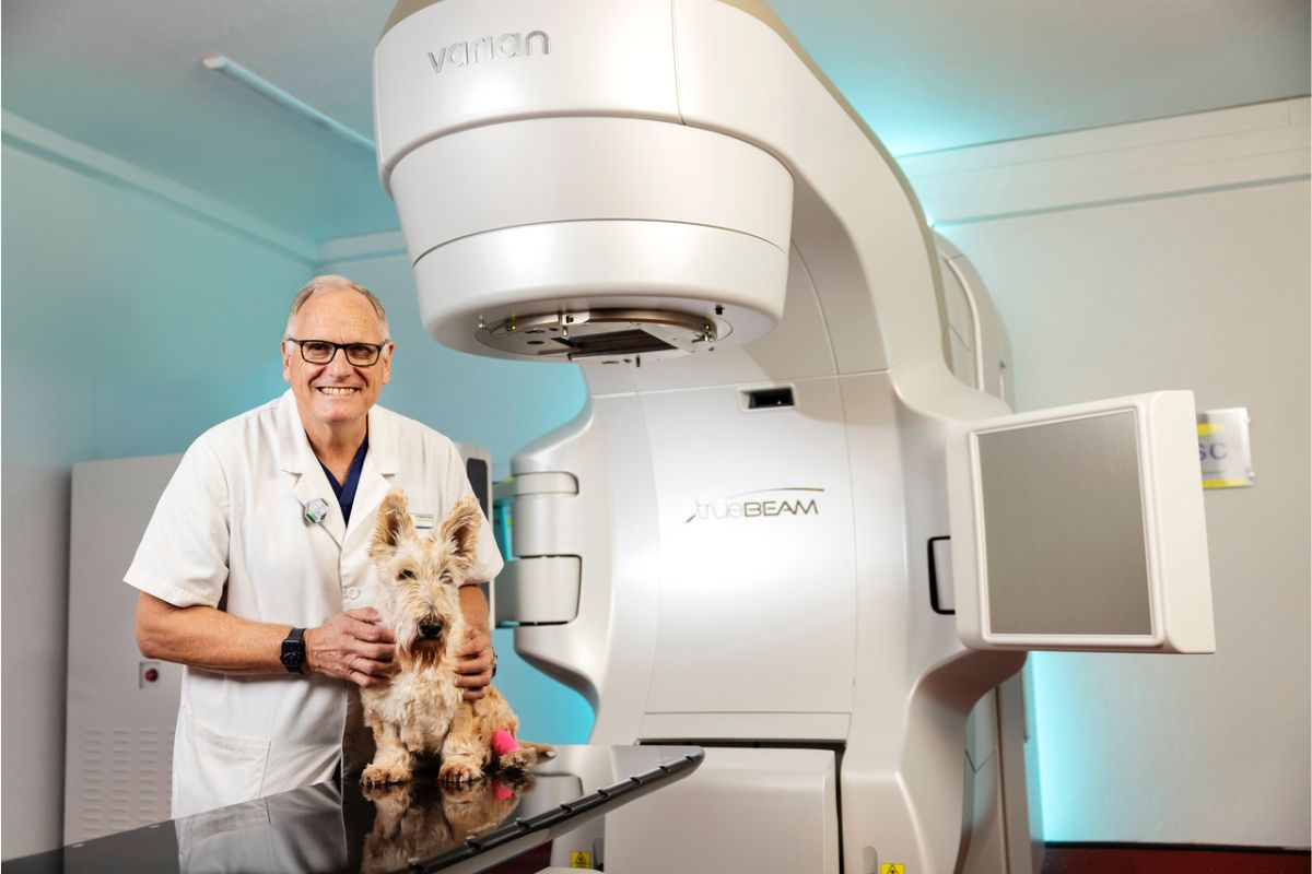 TrueBeam-technology Dr Rod Shaw and the TrueBeam Linear Accelerator
